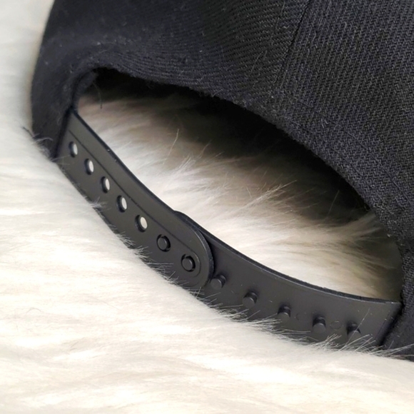 Y2K World Industries Skateboarding Pitchfork W Embroidered Flatbill Snapback Hat - Picture 7 of 11